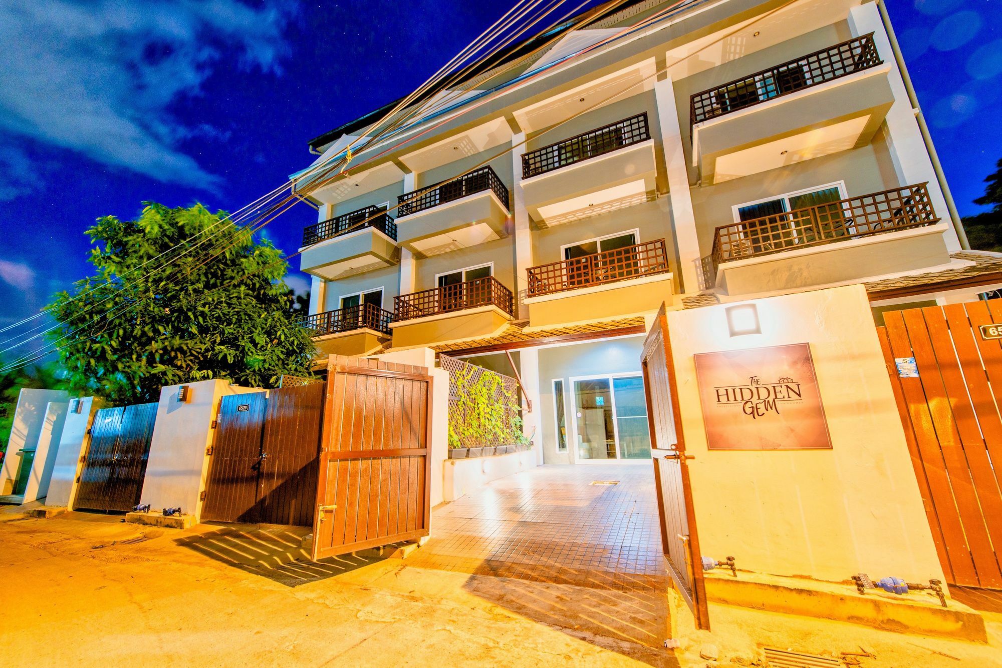 Villa The Hidden Gem Pattaya Esterno foto
